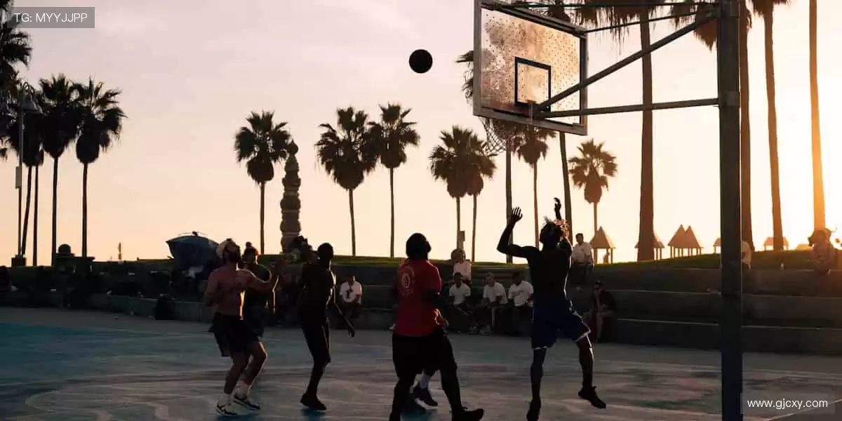 📸 赛场瞬间，定格成你专属的热血记忆！📚